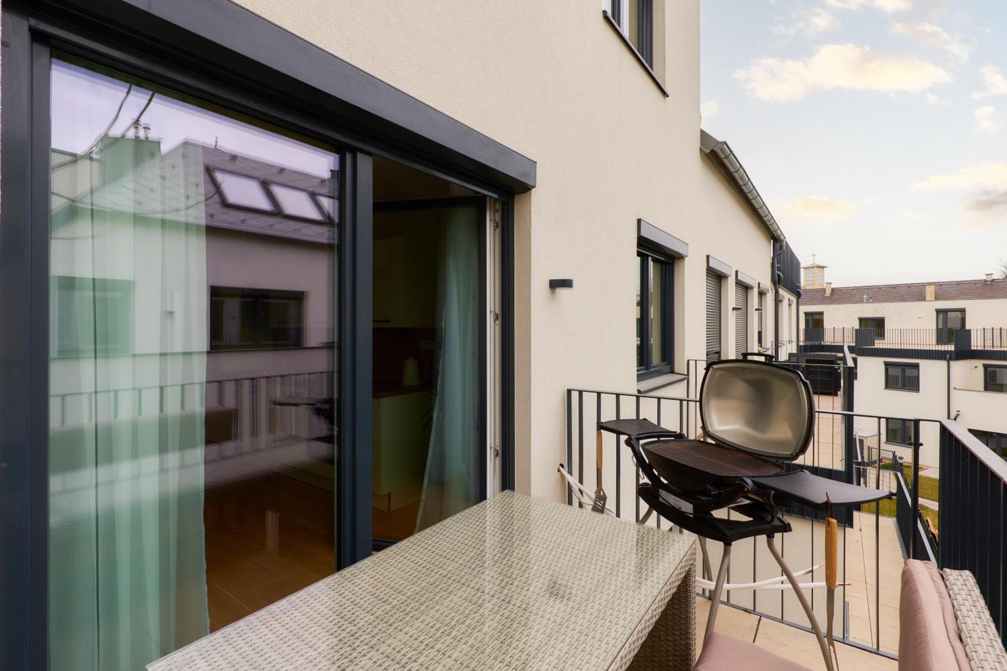 Symphony - Garden, Terrace And Grill Aparthotel *