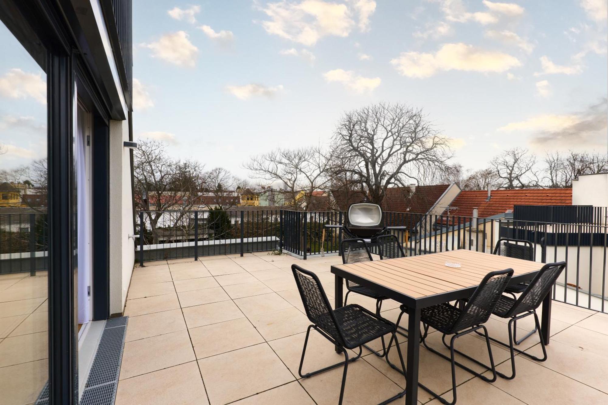 Symphony - Garden, Terrace And Grill Wien